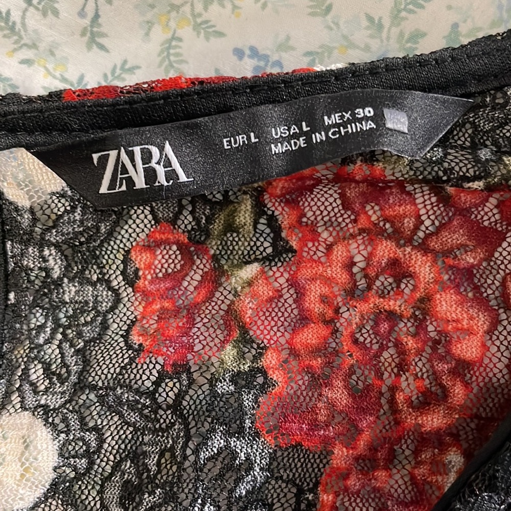 Zara lace rose print dress - Picture 4 of 6